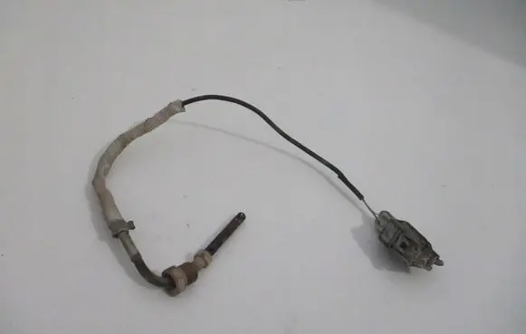 Volvo S70 V70 V70 XC Exhaust gas pressure sensor 30713642AD