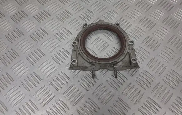 Toyota Corolla E120 E130 Crankshaft Holder 