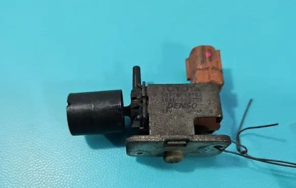 Toyota Land Cruiser (J120) Turbo solenoid valve 90910-12184 IMPRK1521172