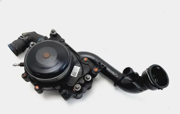 Mercedes-Benz GLK (X204) Water pump A6512006301 11331173 A6512000251
