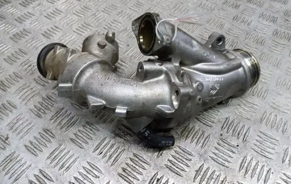 Volkswagen PASSAT CC Turbo turbocharger oiling pipe/hose