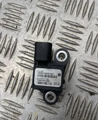 Jeep Grand Cherokee (WJ) Airbag deployment crash/impact sensor P56010319AB TRZME1963A1302