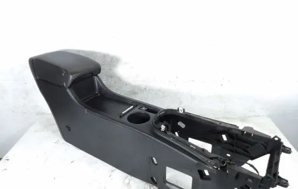Opel Astra J Center console