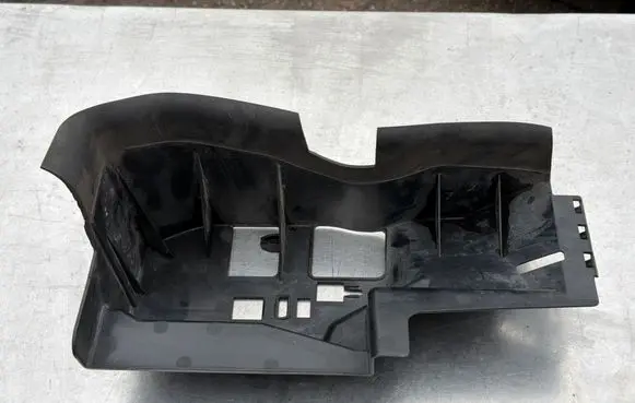 Mercedes-Benz Sprinter W907 W910 Intercooler air guide/duct channel A9108804700
