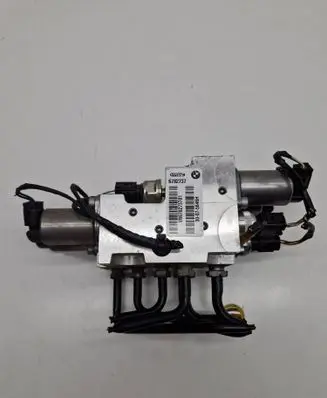 BMW X5 E70 Active stabilizer control/valve assembly 6782737