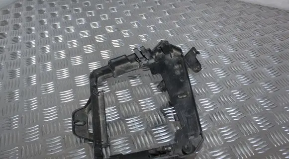 Volkswagen Crafter Other engine bay part A9065451740