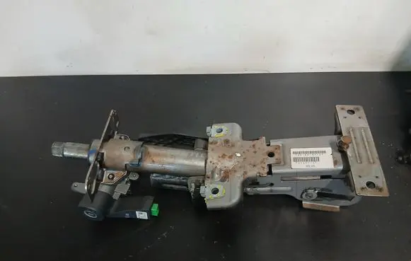 Volvo S60 Steering wheel axle P31201721