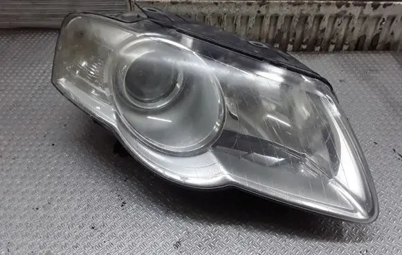 Volkswagen PASSAT B6 Headlight/headlamp 3C0941006S