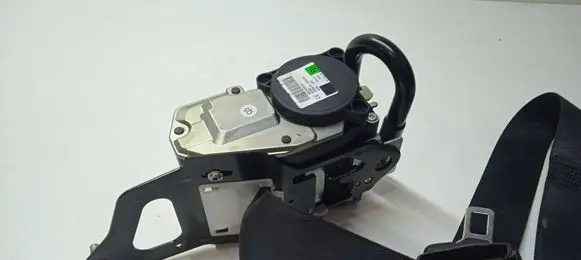 Mercedes-Benz E W238 Front seatbelt 634523300