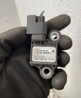 Jeep Grand Cherokee (WJ) Airbag deployment crash/impact sensor P56010319AB 39754C TB7ME0964A0560