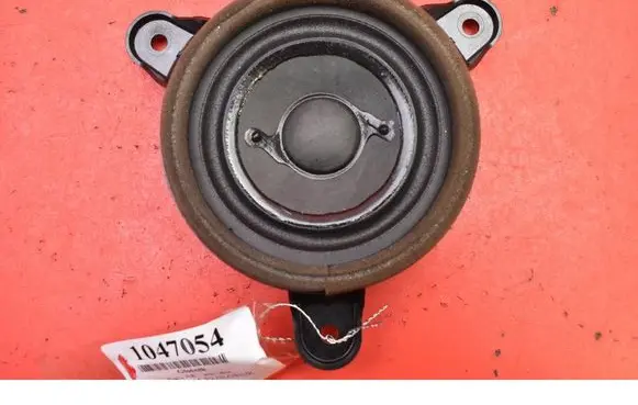 Audi A8 S8 D4 4H Subwoofer speaker 4H0035397