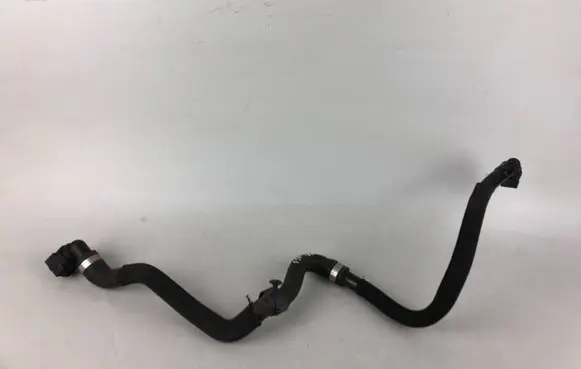 Mini One - Cooper F56 F55 Engine coolant pipe/hose 8741796