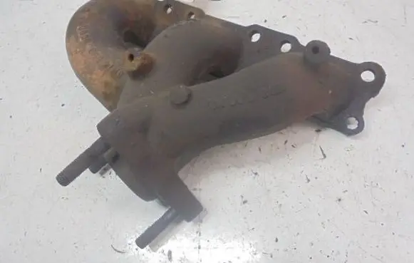 Opel Omega A Exhaust manifold