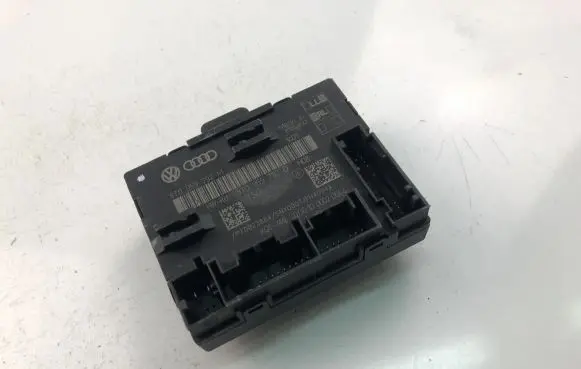 Audi A5 8T 8F Door control unit/module 8T0959792M