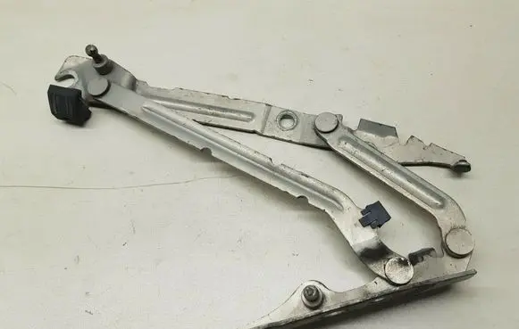 Volvo S80 Tailgate/trunk/boot hinge