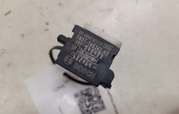 Ford Mondeo MK IV Airbag deployment crash/impact sensor 3M5T14B342AB
