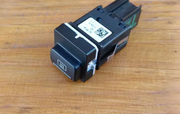 Skoda Fabia Mk2 (5J) Windscreen/window heater switch 5J0959621