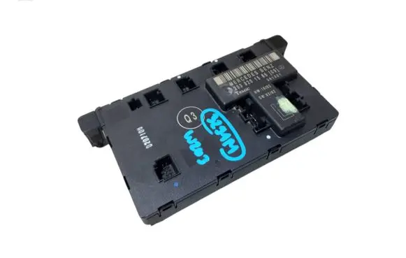 Mercedes-Benz C W203 Door control unit/module 2038201585