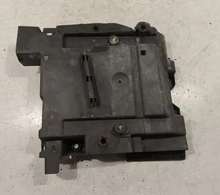 Renault Laguna II Battery tray 8200412898