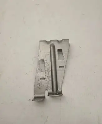 BMW X6 F16 Fuel tank mounting bracket 7158401