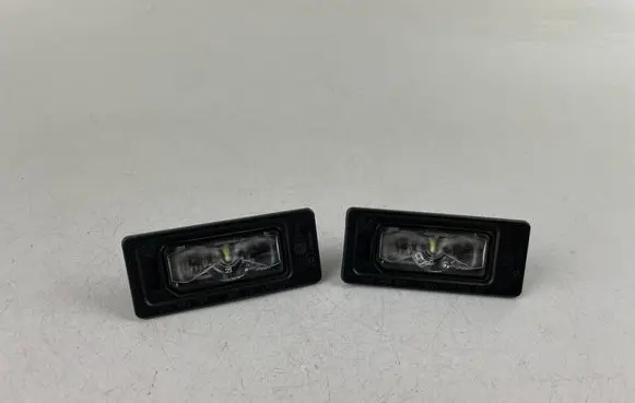 Volkswagen ID.4 Number plate light 5NA943021