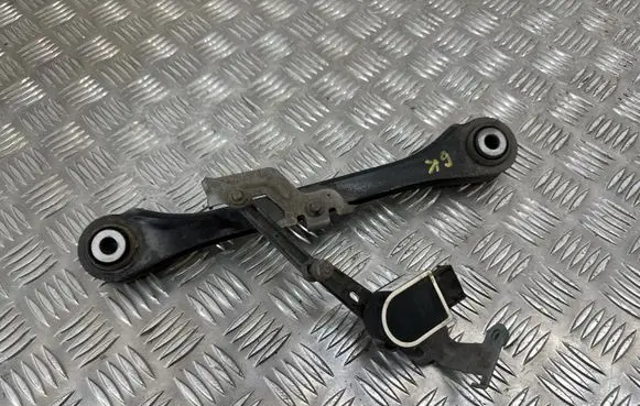 Volvo XC40 Rear control arm 32221477