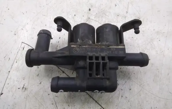 BMW 5 F10 F11 Coolant heater control valve 6411911916404