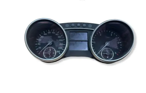 Mercedes-Benz ML W164 Speedometer (instrument cluster) A1645403347