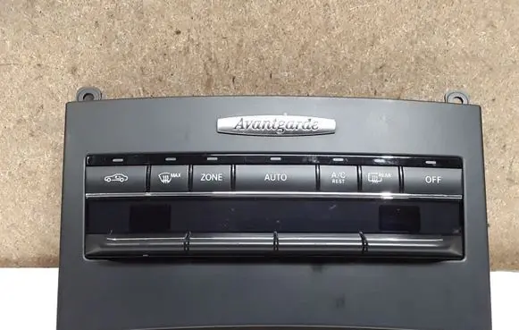 Mercedes-Benz E W212 Climate control unit A2129007704