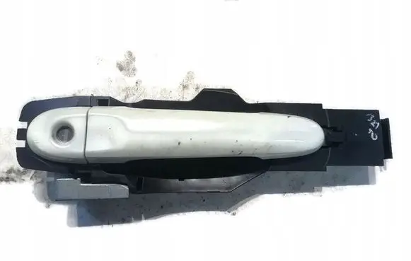 Nissan Micra Front door exterior handle 83TYS