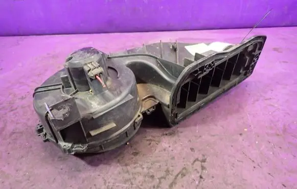 Renault Thalia I Heater fan/blower 