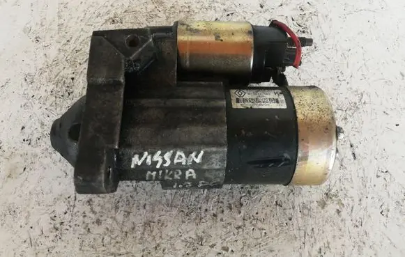 Nissan Micra Starter motor M000T81581 8200426577