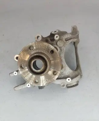 Porsche Macan (95B) Rear wheel hub 8R0505436C