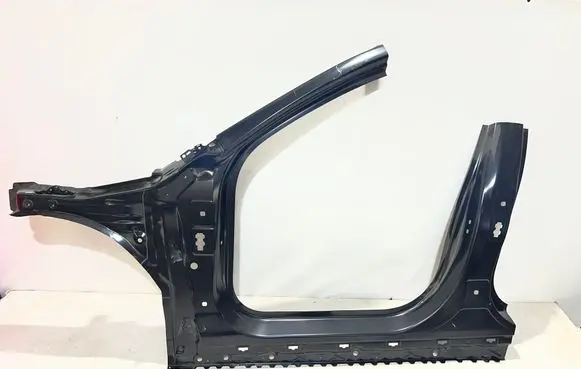 BMW 1 F40 Side car body part 7434755