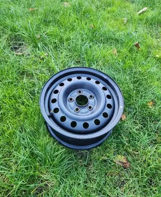 Nissan Almera Tino R15 steel rim 2151060
