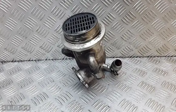 Seat Toledo IV (NH) EGR valve cooler 04l131512ah