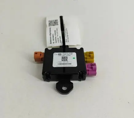 Jaguar F-Pace Aerial antenna amplifier FW9319010BC