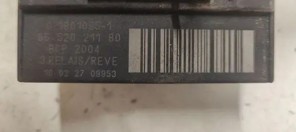 Citroen C3 Glow plug pre-heat relay 9652021180