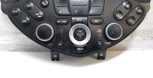 Nissan Primera Climate control unit 28395AV610 CSW5840C