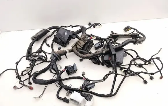 Nissan Leaf II (ZE1) Engine installation wiring loom 