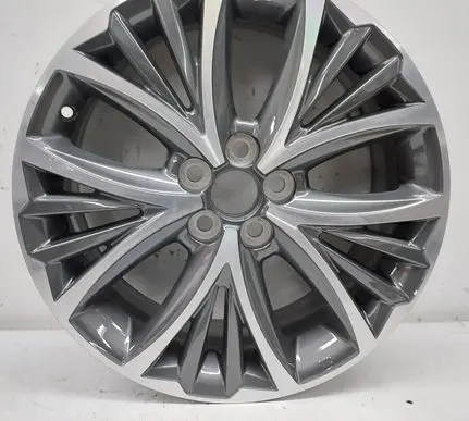 Toyota Yaris R17 alloy rim PW4570D005