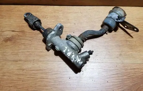 Clutch master cylinder