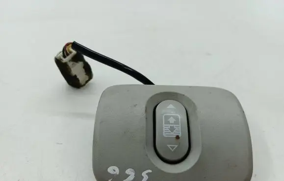 Nissan Qashqai Sunroof switch 