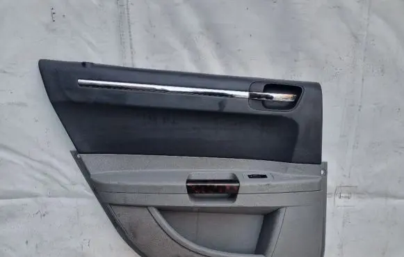 Chrysler 300 - 300C Rear door card panel trim 0UU031DBAG