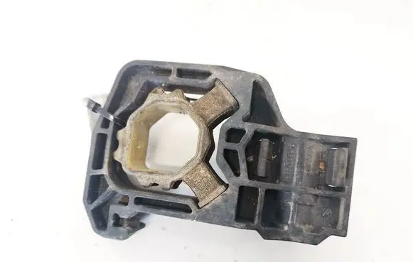 BMW 5 GT F07 Radiator mount bracket P3562002 M135239