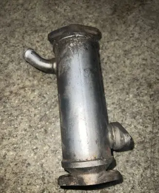 BMW 3 E46 EGR valve cooler 11712247880