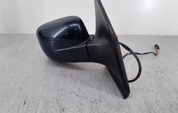 Mercedes-Benz Vaneo W414 Front door electric wing mirror