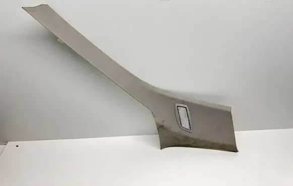 (D)pillar trim (top)