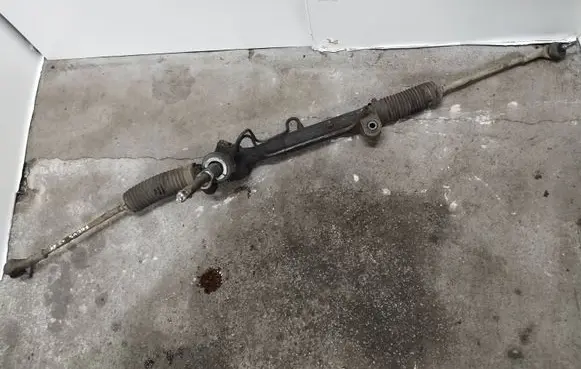 Ford Focus Steering rack 98AG3A500AM GDLD28P197 13003225