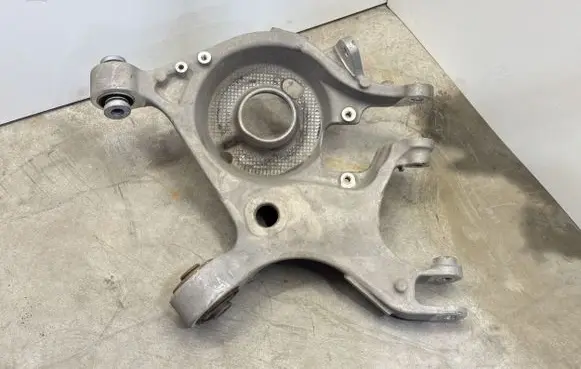 Ford Mustang VI Rear upper control arm/wishbone JR3C5K652